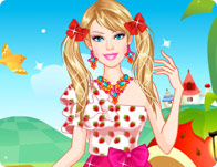 Barbie Strawberry Princess Dress Up