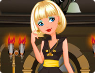 Ever After High Blondie Dressup